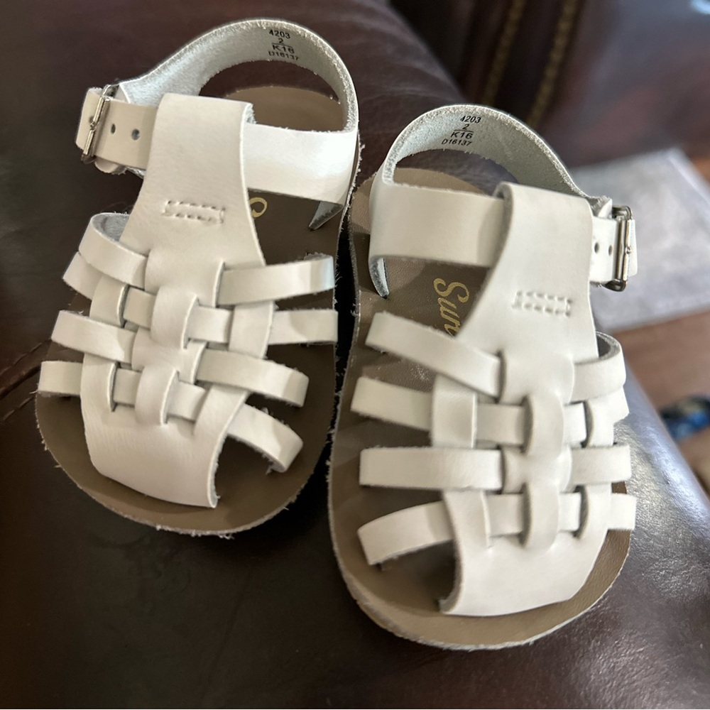 Size 2 White Sun San Sailor